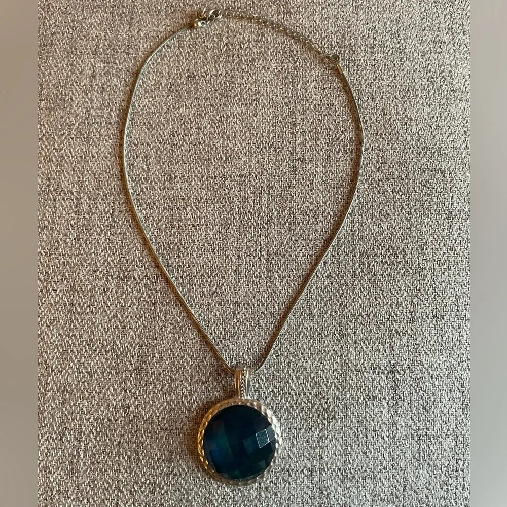 10 pc Bundle lot of unique necklaces - assorted‎